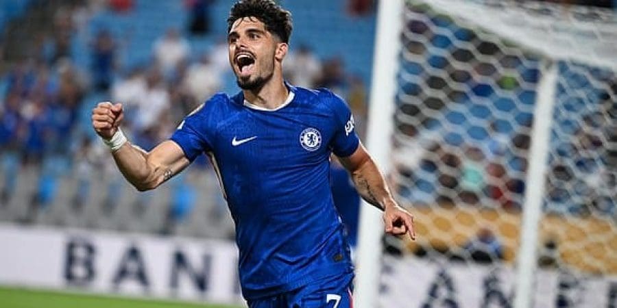 فرحة لاعب تشيلسي بالهدف