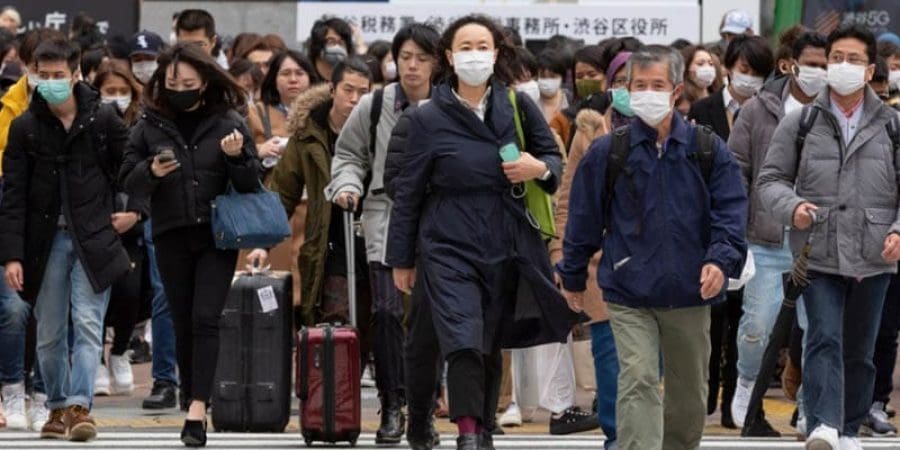 بدأت الظاهرة في التسعينات عندما اندلعت أزمة اقتصادية في البلاد