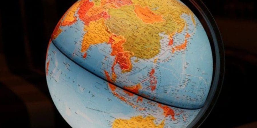 تباطؤ دوران الأرض يزيد من نسبة الأكسجين