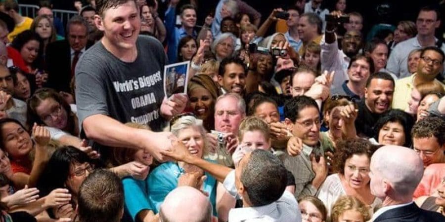 إيغور فوفكوفينسكي كان يعاني فرطًا في إفرازات هرمون النمو