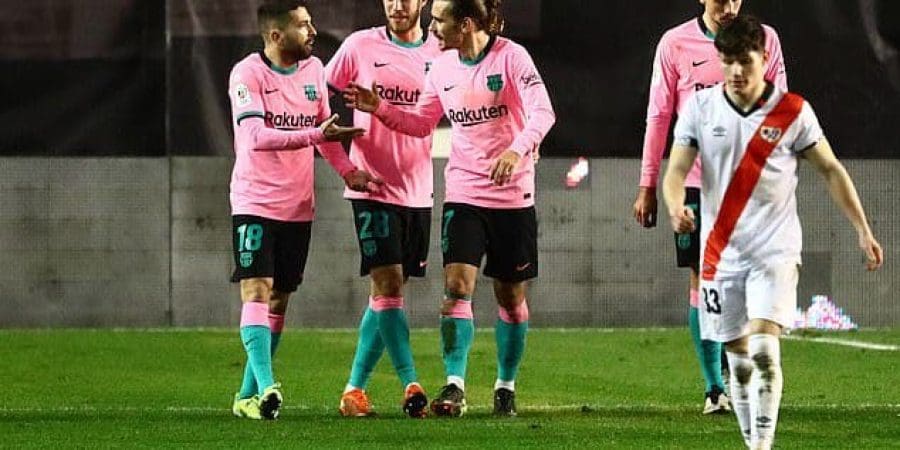 فرحة لاعبي برشلونة للفوز والتقدم بكأس إسبانيا