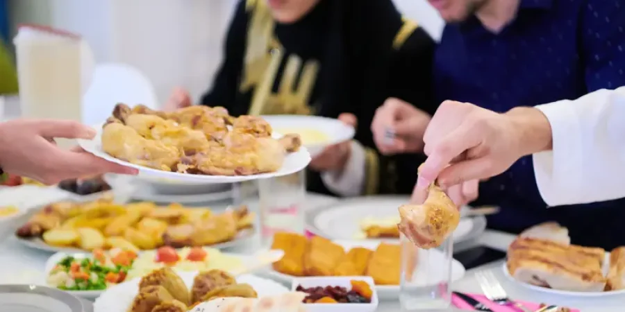 تناول الطعام في رمضان