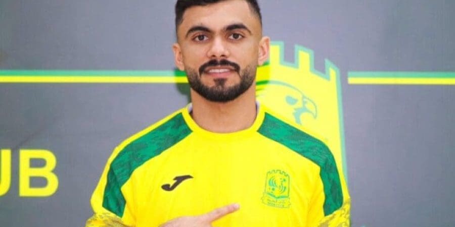 صلاح اليحيائي يعود الى صفوف نادي السيب العماني