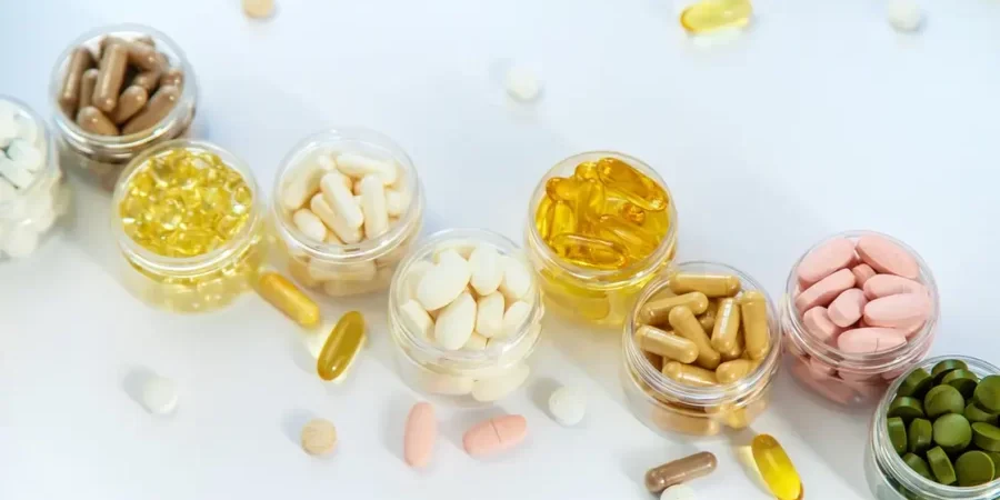 تعبيرية عن الفيتامينات - آيستوك