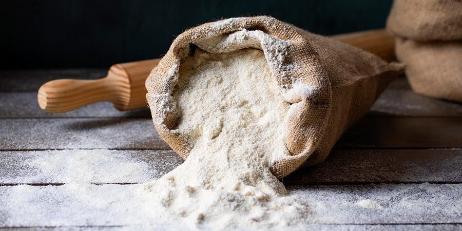 الدقيق الأبيض