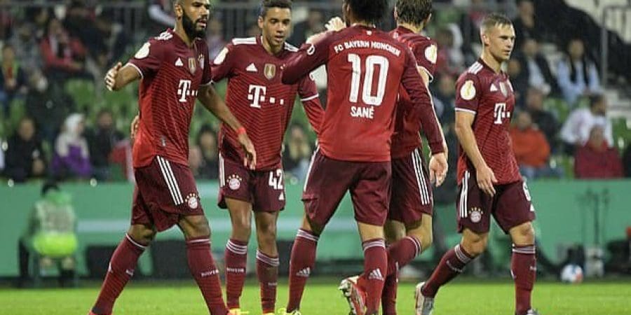 فرحة لاعبي بايرن ميونخ بالفوز الكاسح