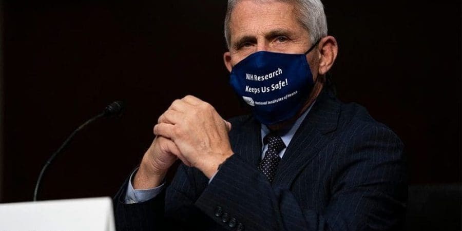 فاوتشي قال إن أي عملية تطعيم على نطاق أوسع قبل عام 2021