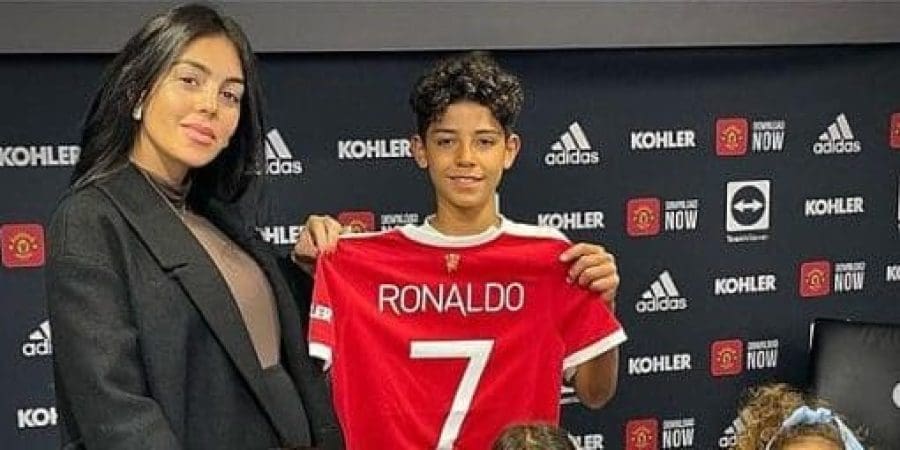 جونيور نجل كريستيانو رونالدو