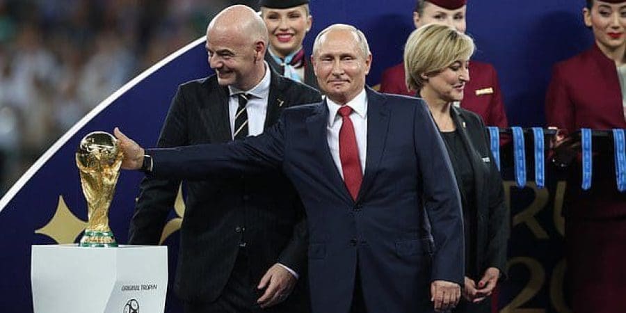 الفيفا يحرم روسيا من ملحق المونديال