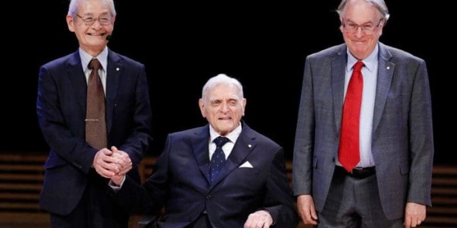 120 عاما مضت على إقامة أول احتفال بجائزة نوبل المرموقة، كرّمت خلالها العديد من الاكتشافات والابتكارات العلمية (الفرنسية)