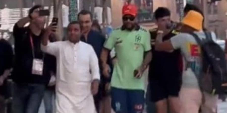 شبيه نيمار في الدوحة