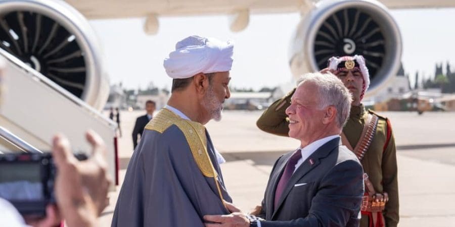 وصول جلالة السُّلطان المعظّم إلى الأردن