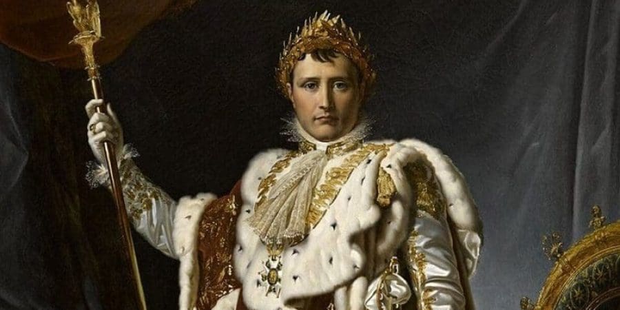 نابليون بونابرت بثياب الإمبراطور