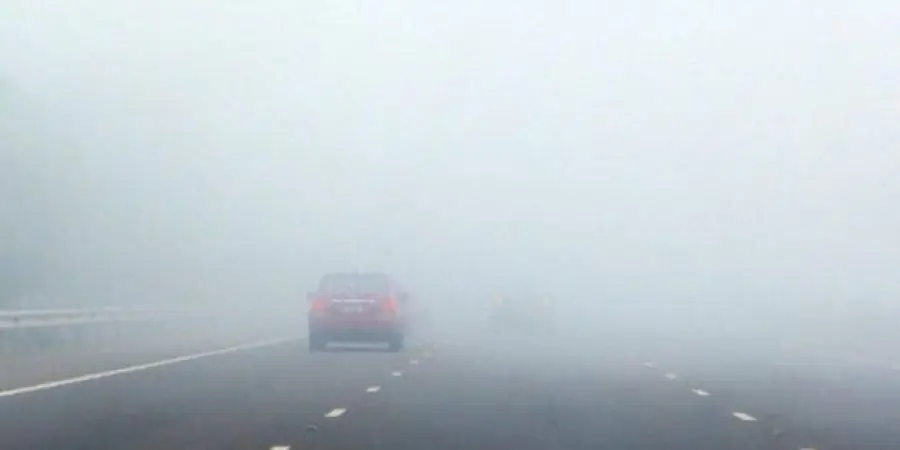 تشكل الضباب على أجزاء من محافظات سلطنة عمان