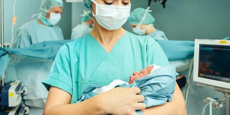 تسعة أطفال توائم