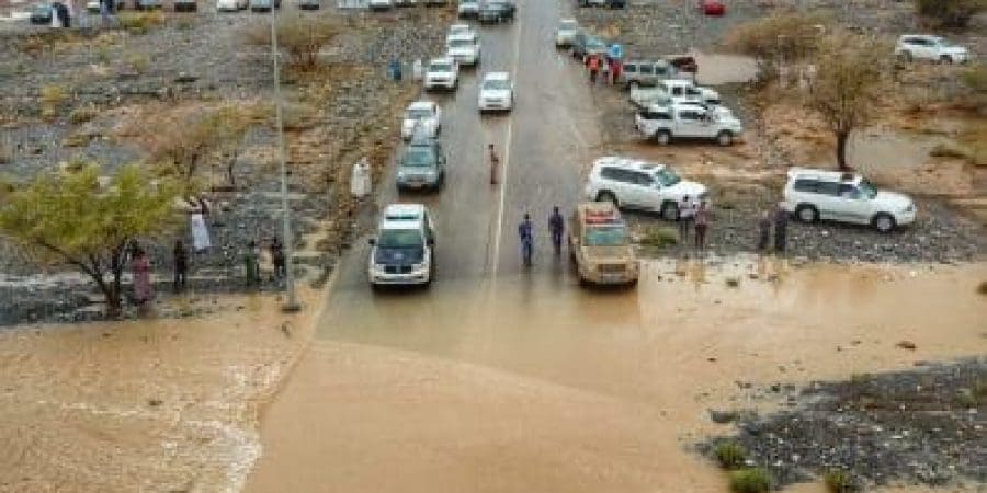 من الأمطار الرعدية التي شهدتها سلطنة عمان| أرشيف التأمل