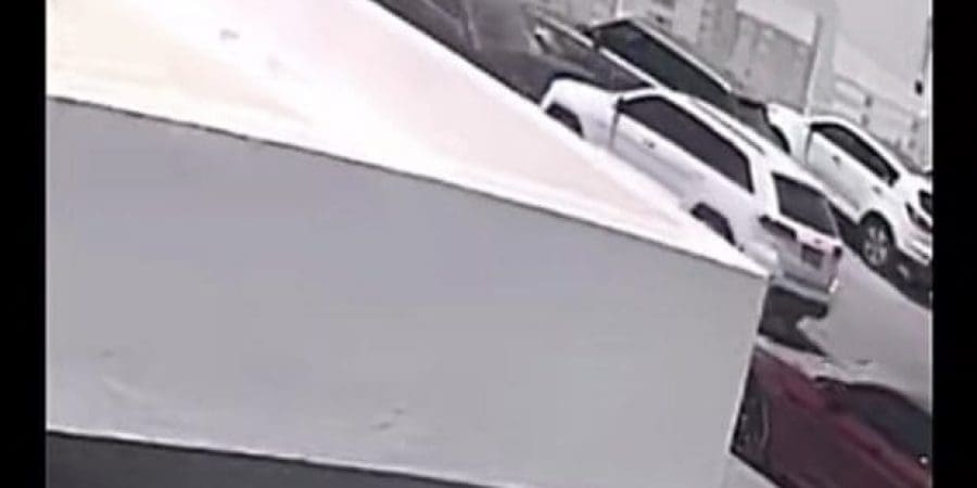 مقطع من الفيديو