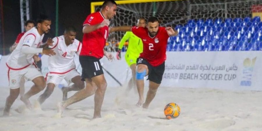من لقاء منتخبنا مع شقيقه المصري