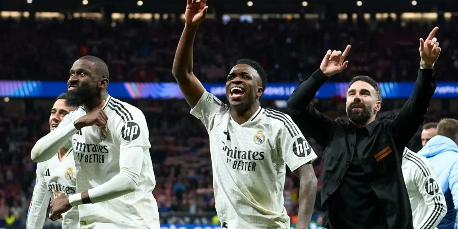 الاتحاد الأوروبي يعاقب ثلاثي ريال مدريد