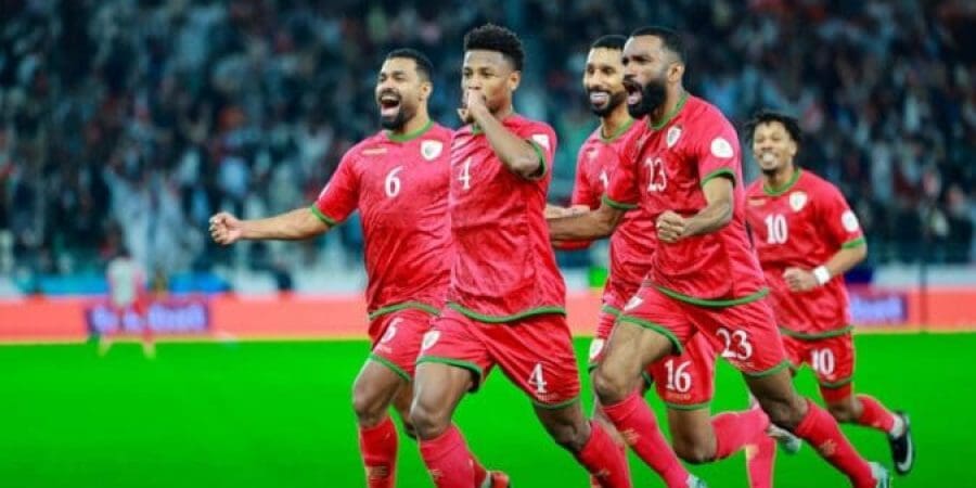 فرحة لاعبي منتخبنا بالهدف الأول