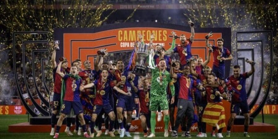 برشلونة بطل كأس الملك