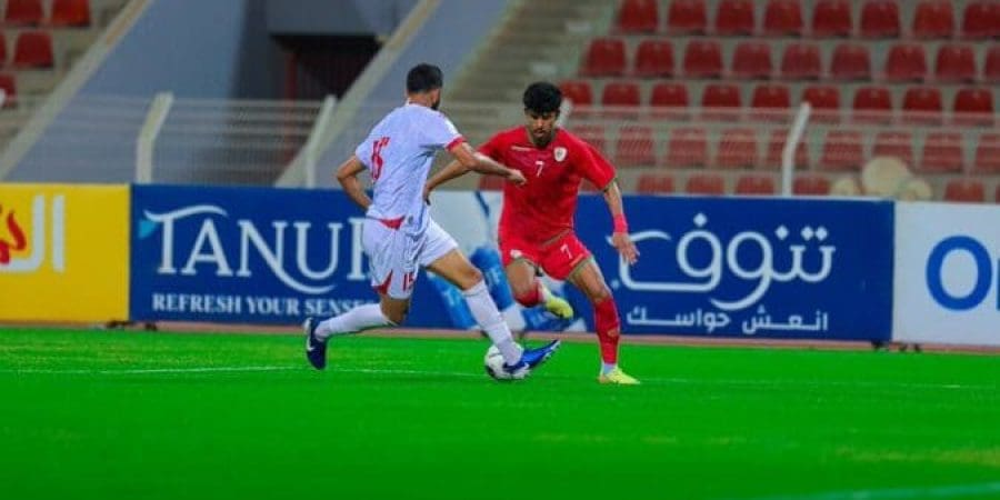 عصام الصبحي خلال مباراة منتخبنا أمام لبنان