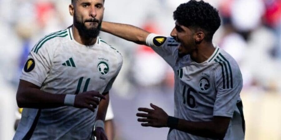فرحة سعودية بالهدف