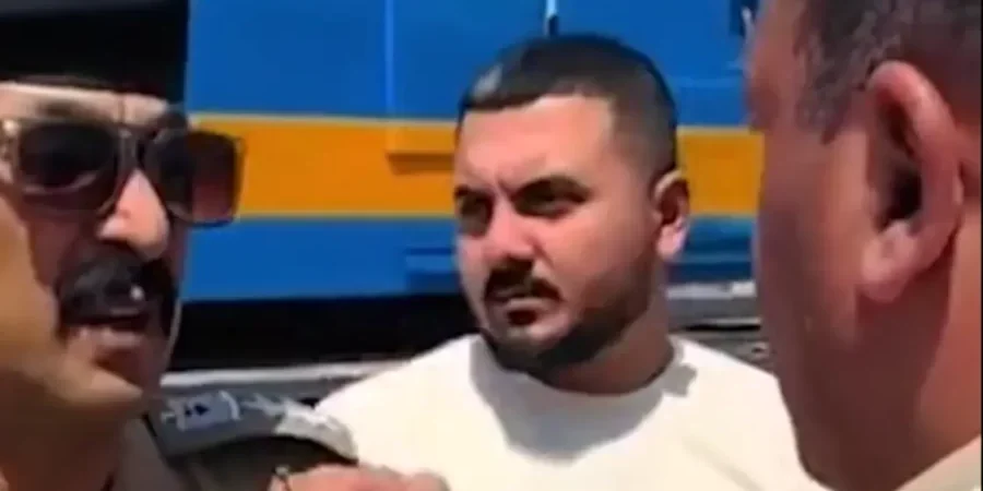 من الفيديو