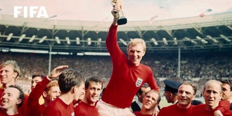فرحة لاعبي إنجلترا بعد فوزهم بلقب كأس العالم 1966