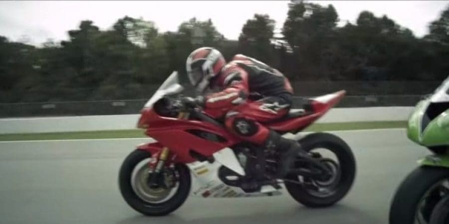 ONE FAST MOVE