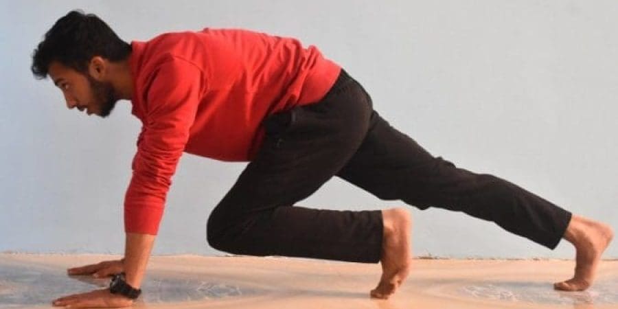 تمرين تسلق الجبال يثير مزيدًا من النشاط في عضلات البطن (بيكسابي)