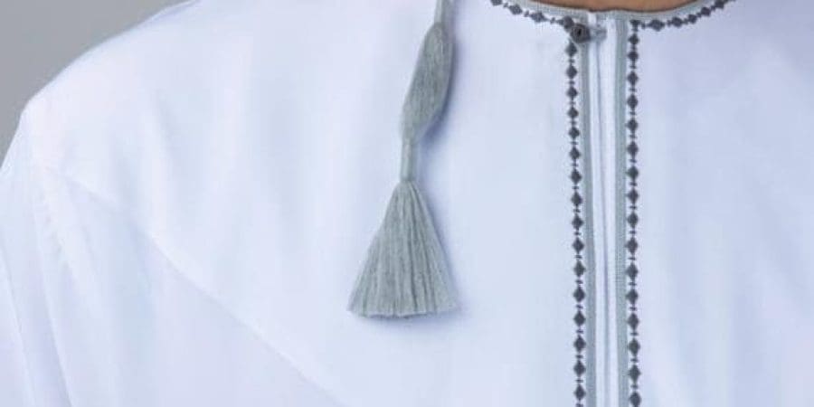 الدشداشة العمانية