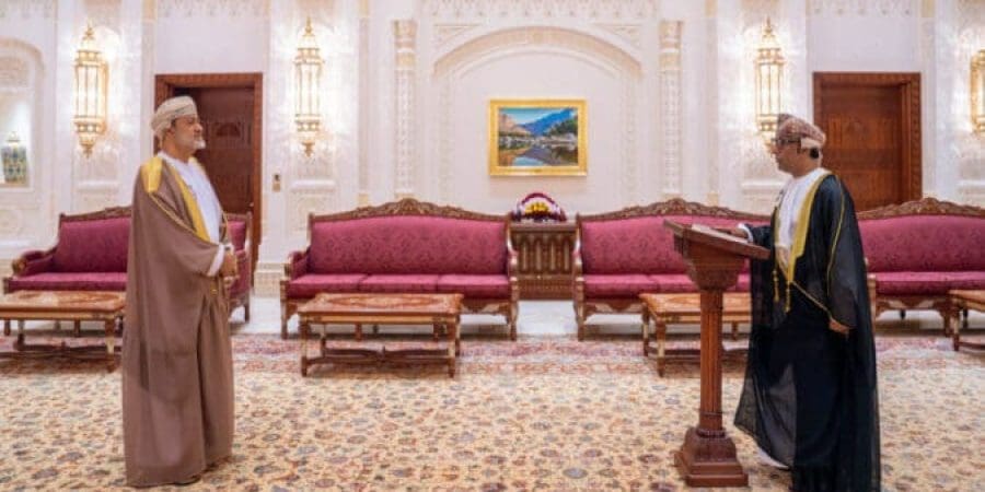 سفيرُ سلطنة عُمان لدى بنجلاديش يؤدّي قسم اليمين