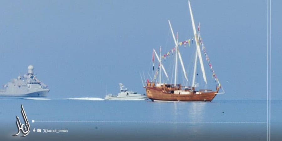 جلالة السلطان المعظم يرعى استعراض الأسطول البحري