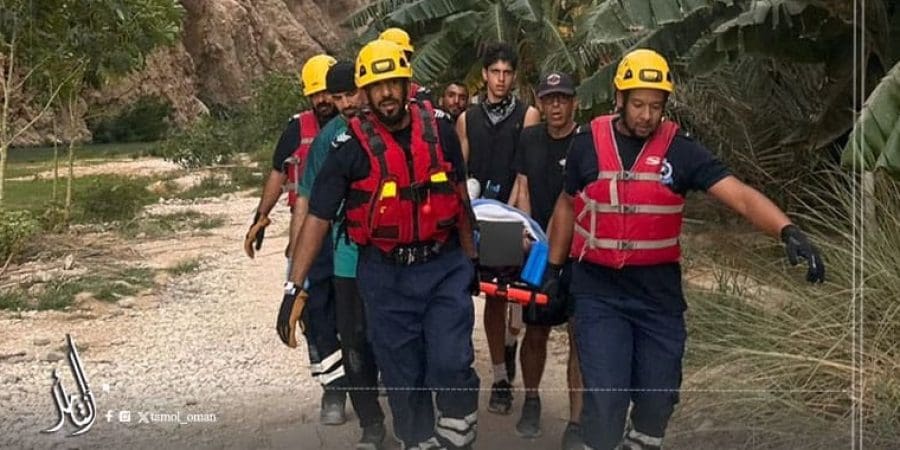 إصابة امرأة أثناء ممارسة رياضة المسير الجبلي في وادي شاب