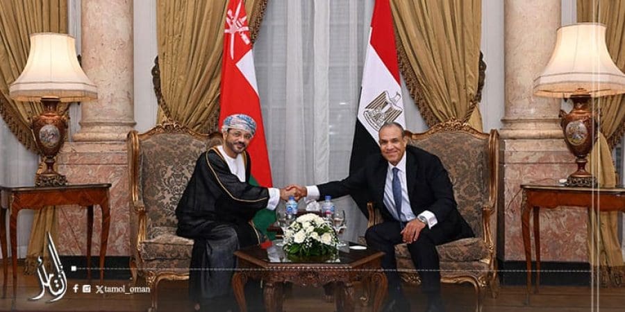 معالى السيد بدر البوسعيدي وزير الخارجية ونظيره المصري بدر عبدالعاطي