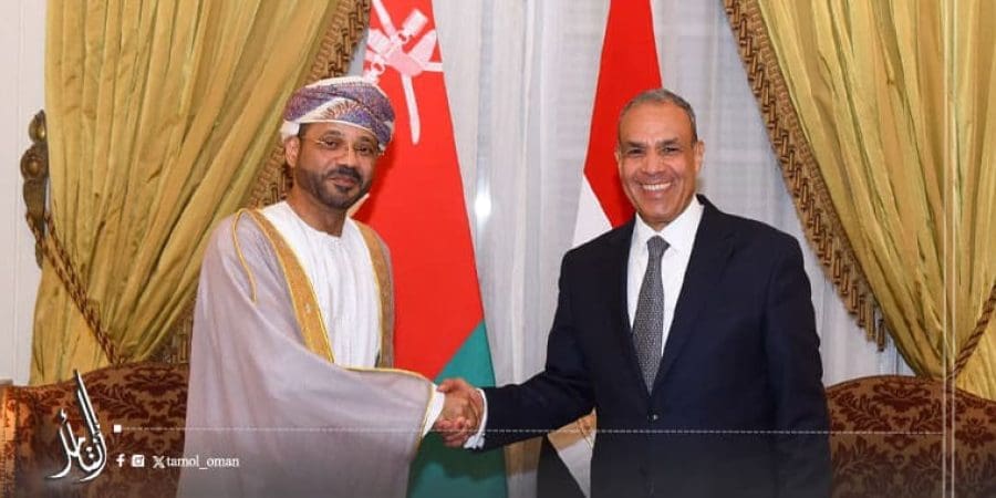 وزير الخارجية المصري يستقبل نظيره العماني