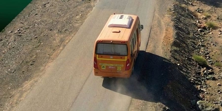 حافلات كروة المدرسية