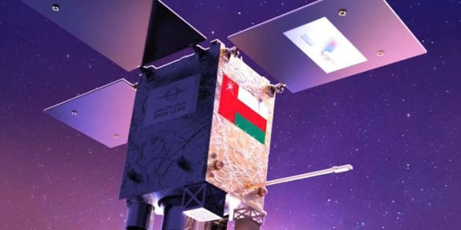 إطلاق برنامج وطني لتطوير وتجميع قمر صناعي "CubeSat"