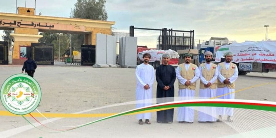 سلطنة عمان تُدخل آلاف الخيام إلى قطاع غزة