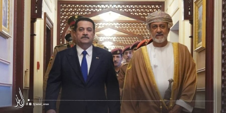 جلالة السلطان يستقبل رئيس وزراء العراق